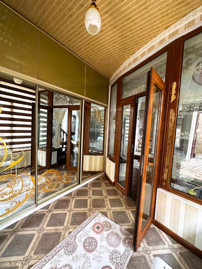 Sultan Saray Hostel Osh Εξωτερικό φωτογραφία