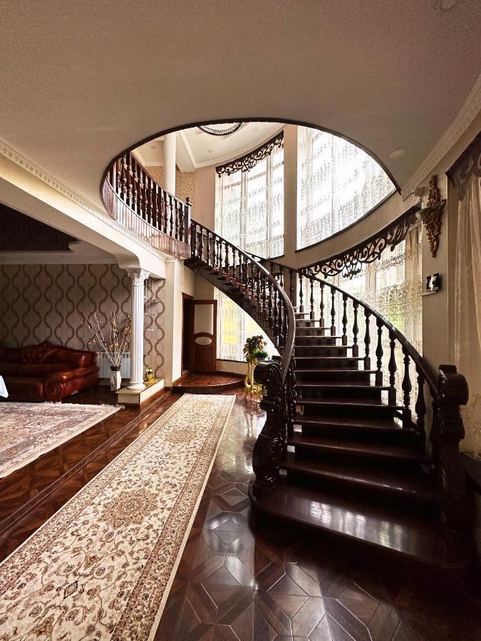 Sultan Saray Hostel Osh Εξωτερικό φωτογραφία