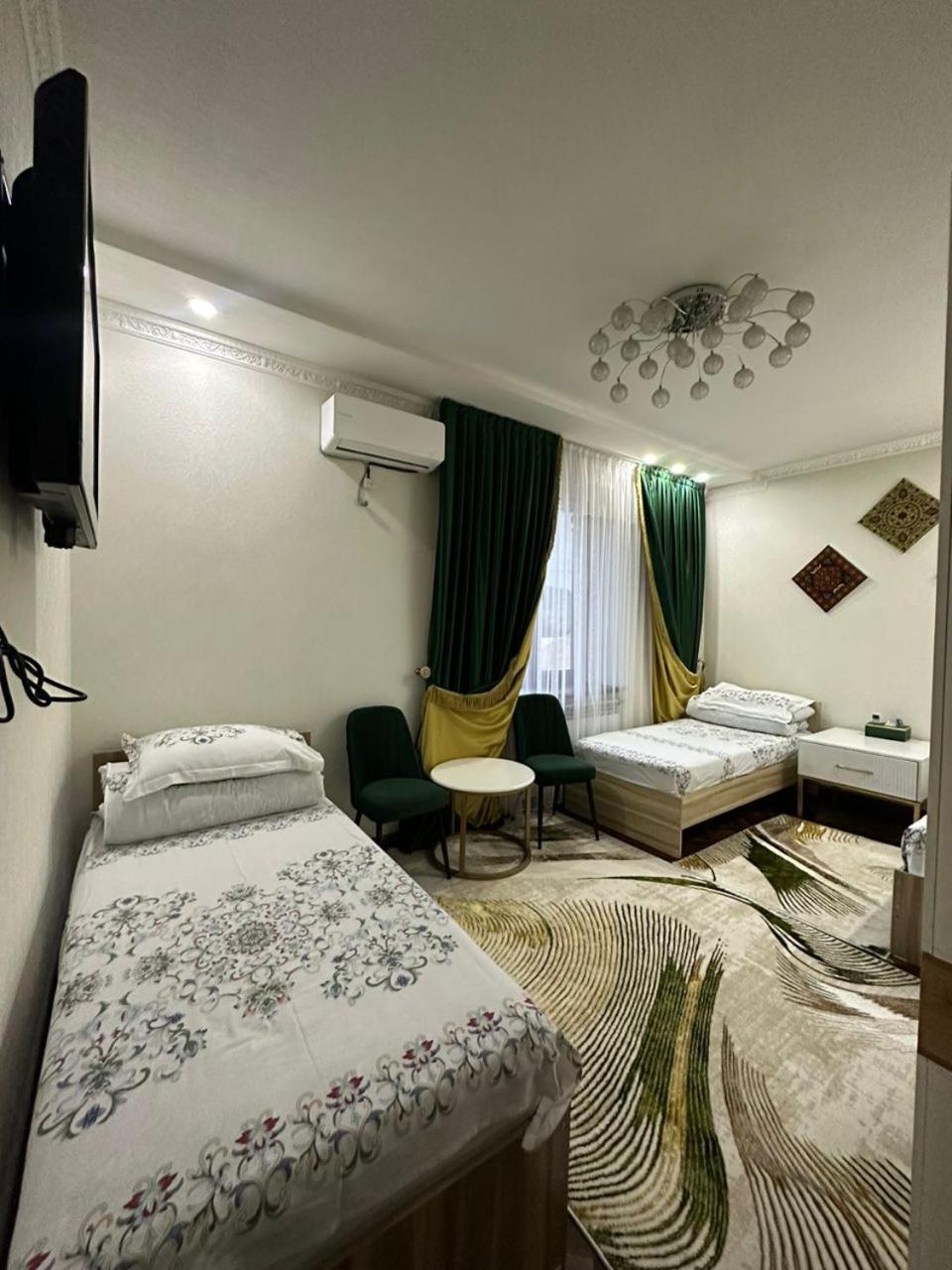 Sultan Saray Hostel Osh Εξωτερικό φωτογραφία