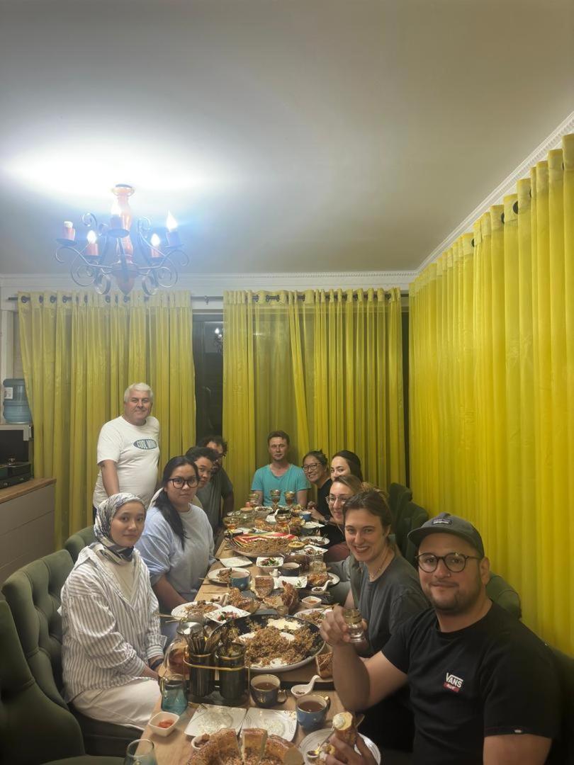 Sultan Saray Hostel Osh Εξωτερικό φωτογραφία