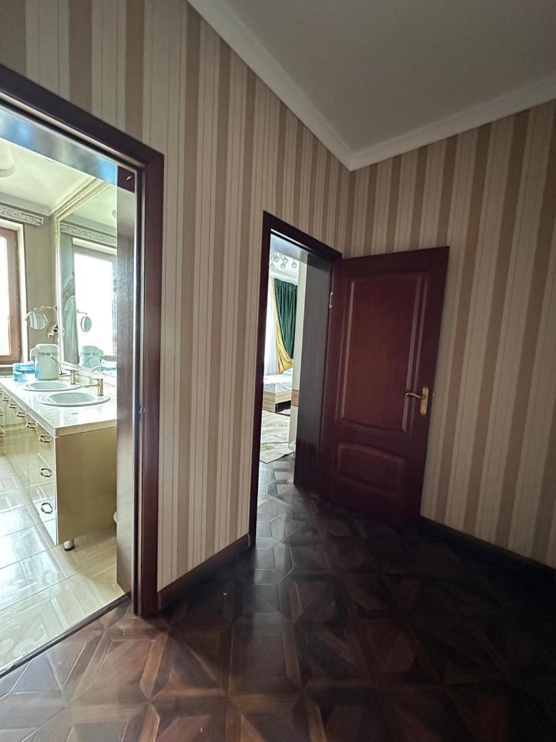 Sultan Saray Hostel Osh Εξωτερικό φωτογραφία