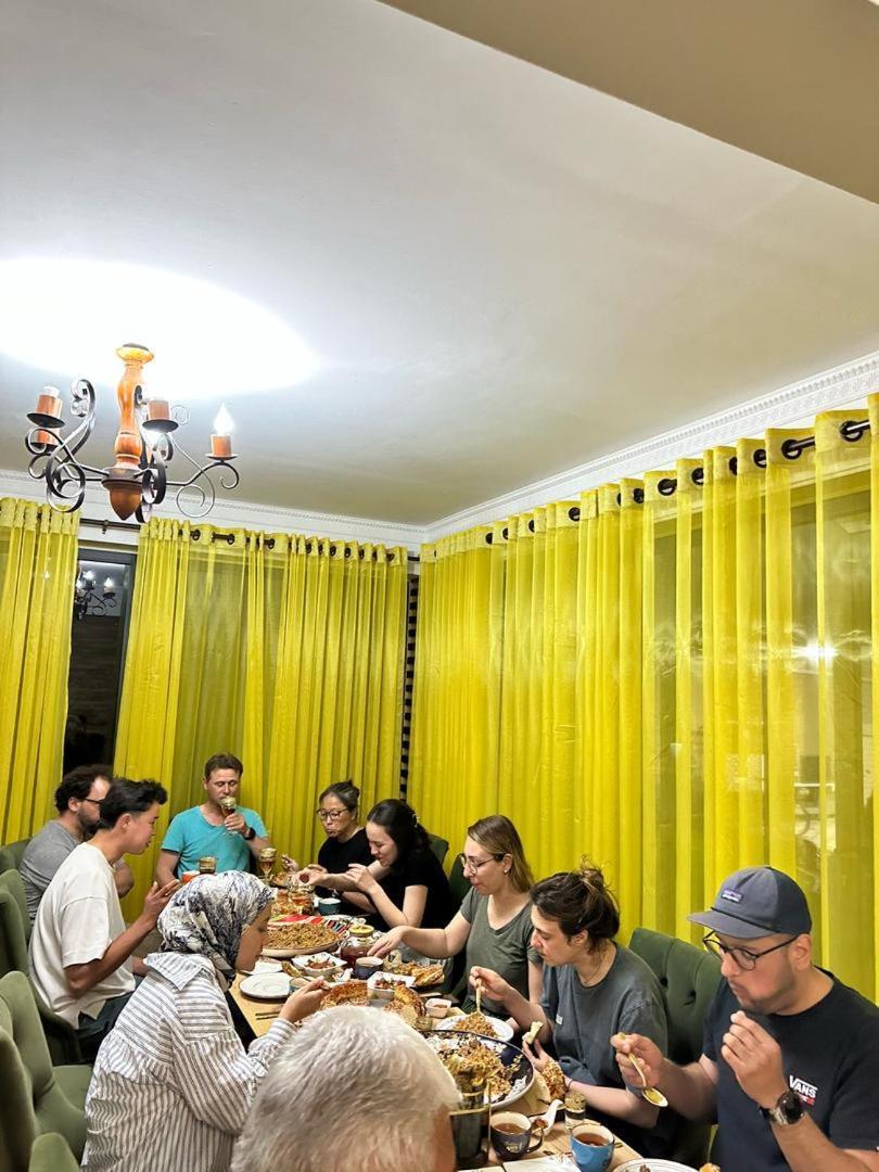 Sultan Saray Hostel Osh Εξωτερικό φωτογραφία