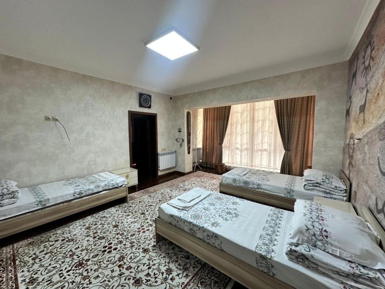 Sultan Saray Hostel Osh Εξωτερικό φωτογραφία
