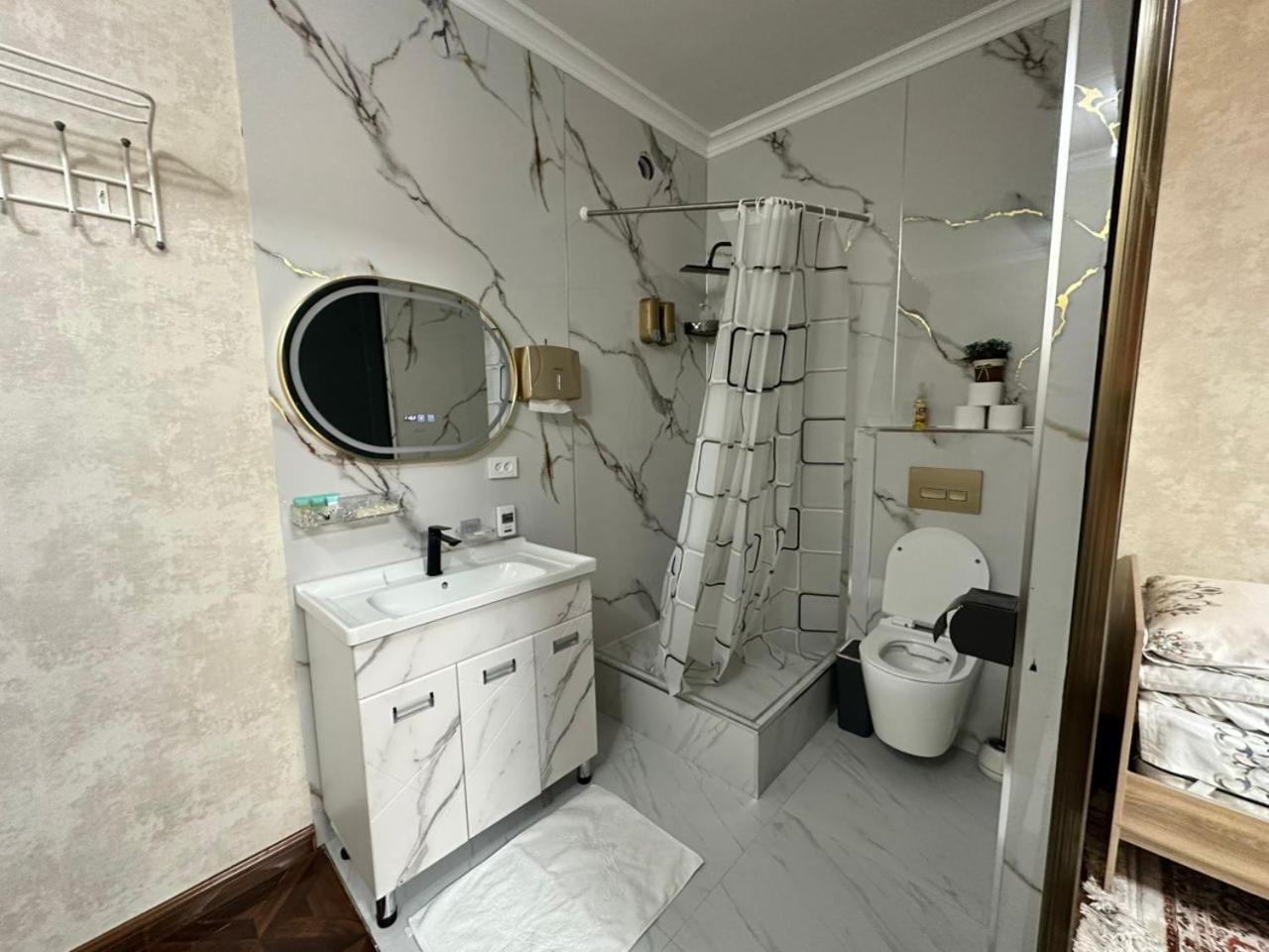 Sultan Saray Hostel Osh Εξωτερικό φωτογραφία